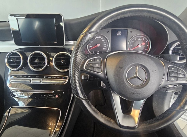 Mercedes-Benz C-Class C200 Coupe Auto