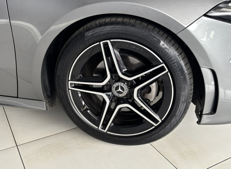 Mercedes-Benz A-Class A200 Sedan AMG Line