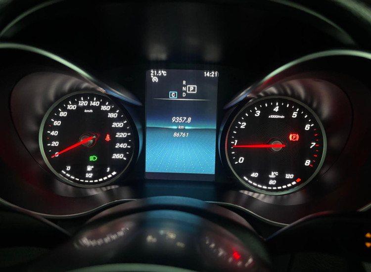 Mercedes-Benz C-Class C200