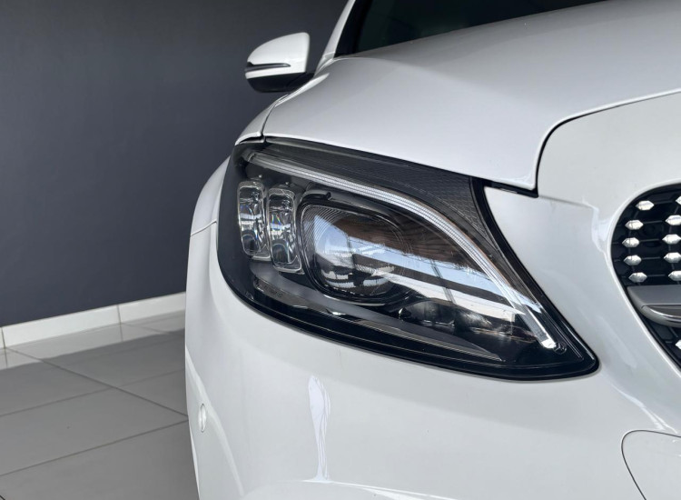Mercedes-Benz C-Class C200
