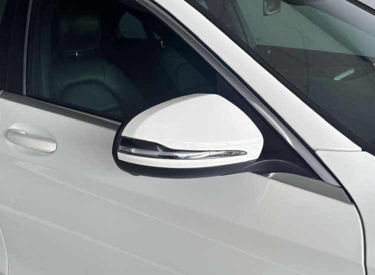 Mercedes-Benz C-Class C200