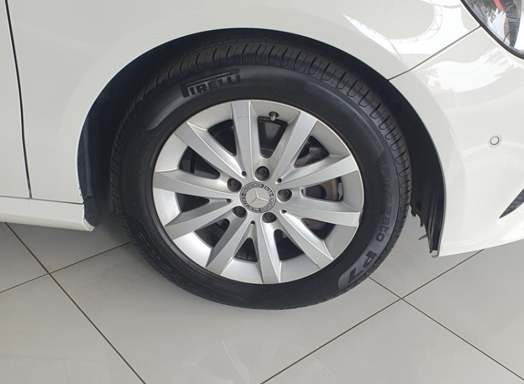 Mercedes-Benz A-Class A200d Style auto