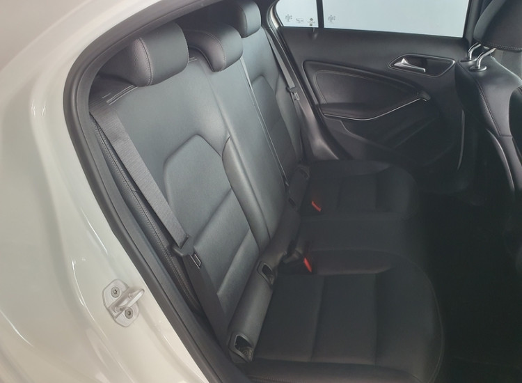 Mercedes-Benz A-Class A200d Style auto