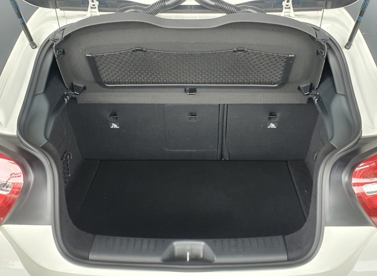 Mercedes-Benz A-Class A200d Style auto