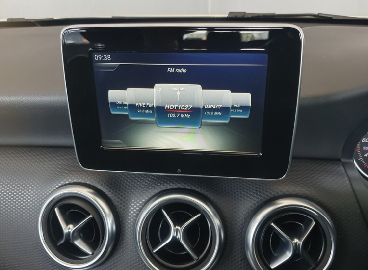 Mercedes-Benz A-Class A200d Style auto