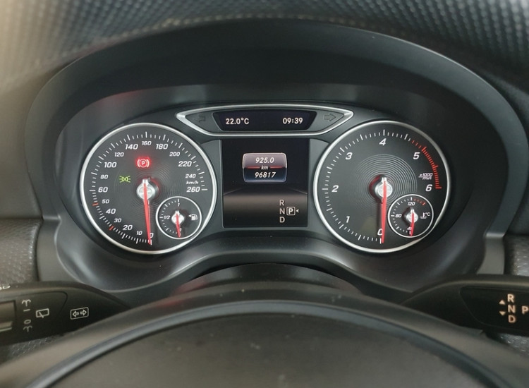 Mercedes-Benz A-Class A200d Style auto
