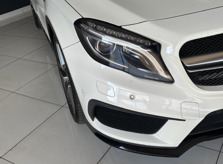Mercedes-Benz GLA45 AMG 4Matic