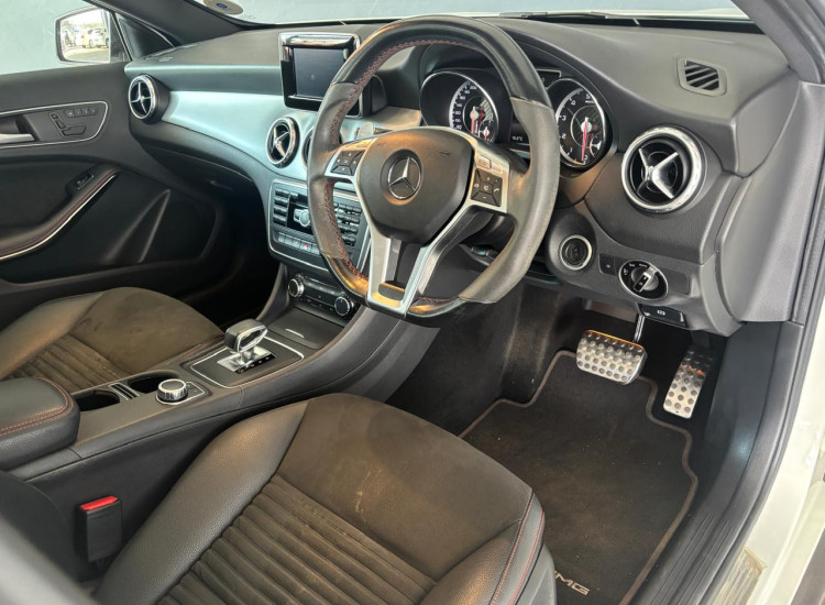 Mercedes-Benz GLA45 AMG 4Matic