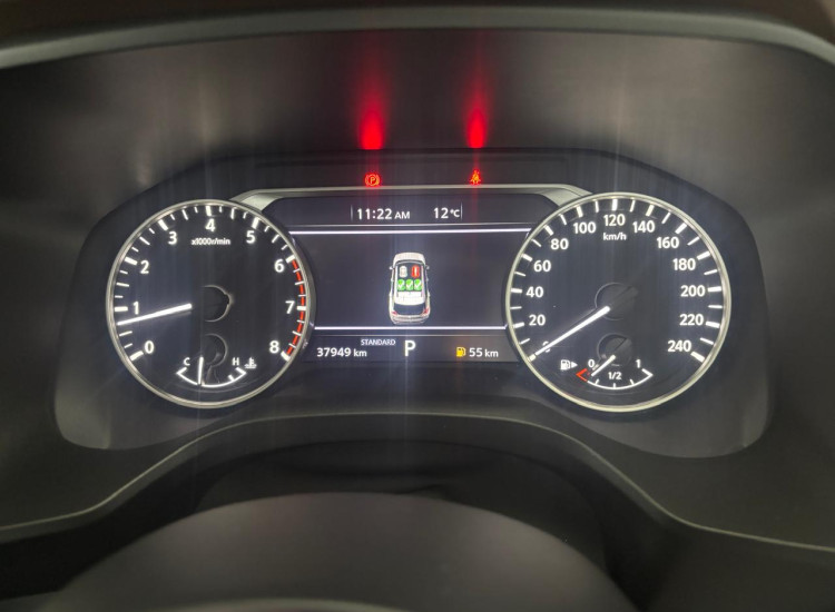 Nissan X-Trail 2.5 Visia