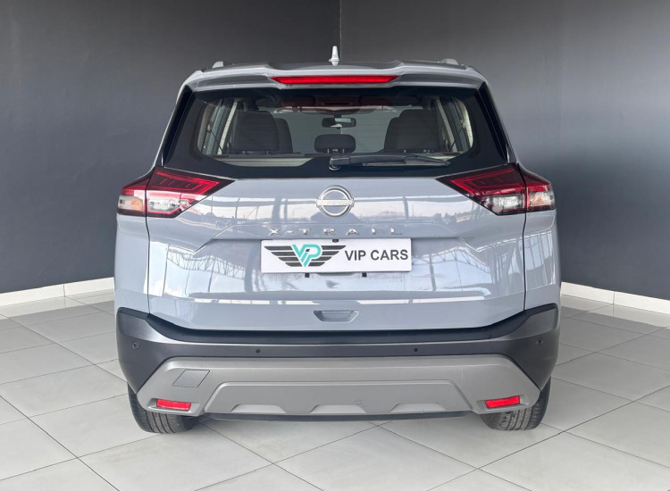 Nissan X-Trail 2.5 Visia
