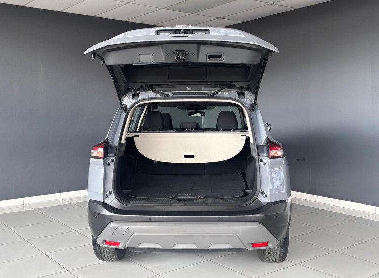 Nissan X-Trail 2.5 Visia