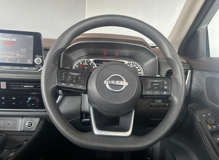 Nissan X-Trail 2.5 Visia