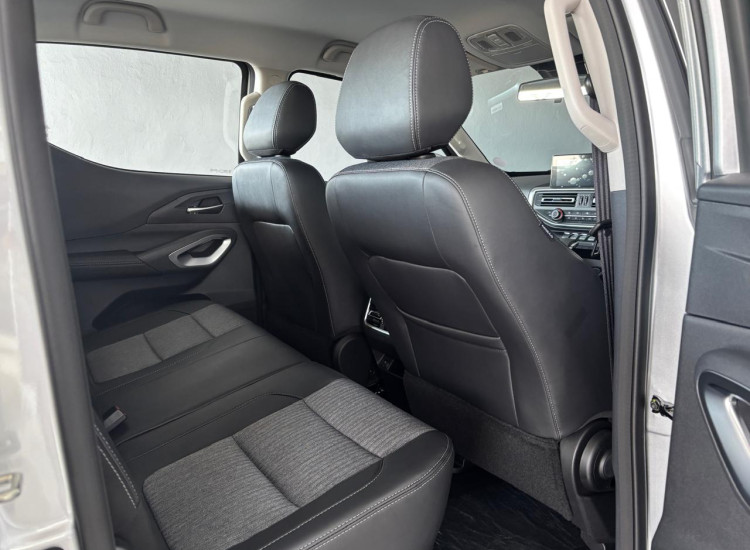 Peugeot Landtrek 1.9TD Double Cab Allure