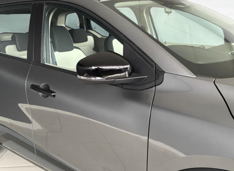 Renault Triber 1.0 Techno