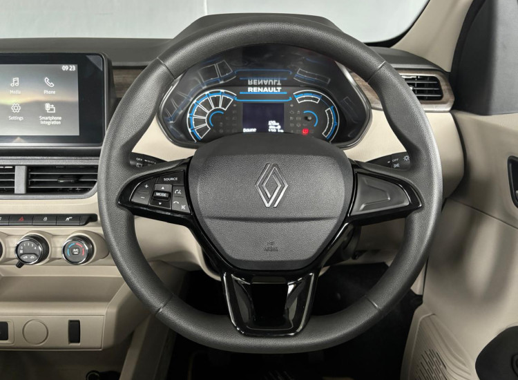 Renault Triber 1.0 Techno
