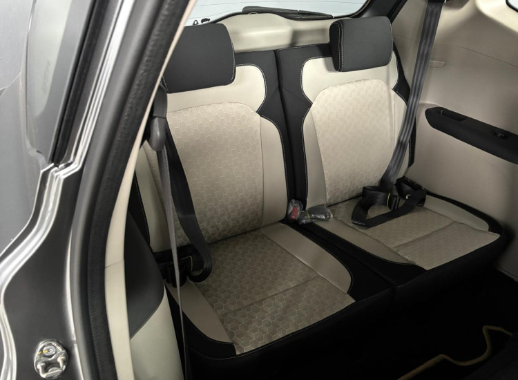 Renault Triber 1.0 Techno