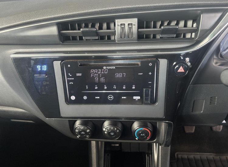 Toyota Corolla Quest 1.8 Plus