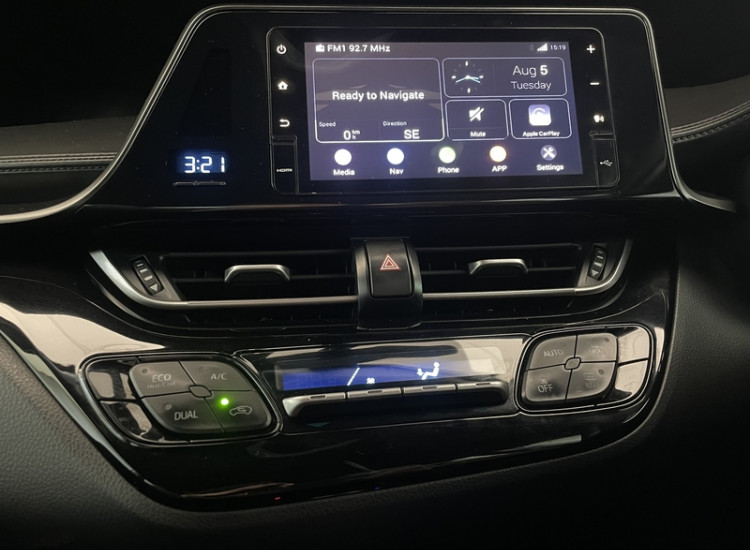 Toyota C-HR 1.2T Plus Auto