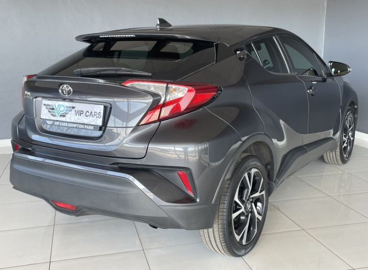 Toyota C-HR 1.2T Plus Auto