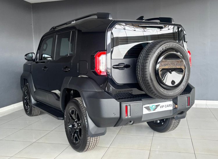 Toyota Land Cruiser FJ 2.7 4x4 VX
