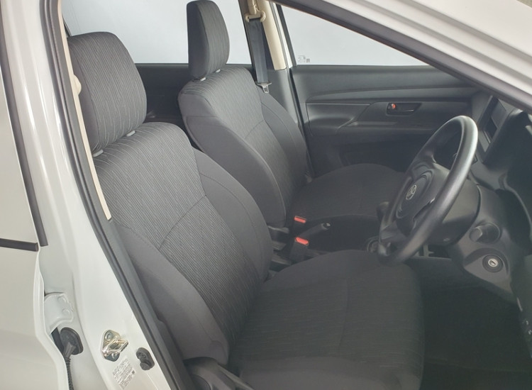  Toyota Rumion 1.5 S
