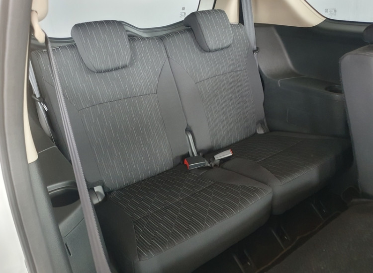  Toyota Rumion 1.5 S