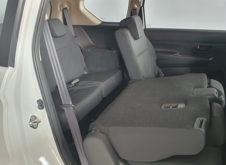  Toyota Rumion 1.5 S