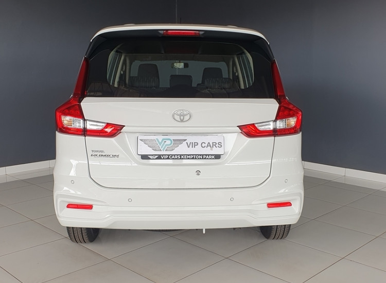  Toyota Rumion 1.5 S