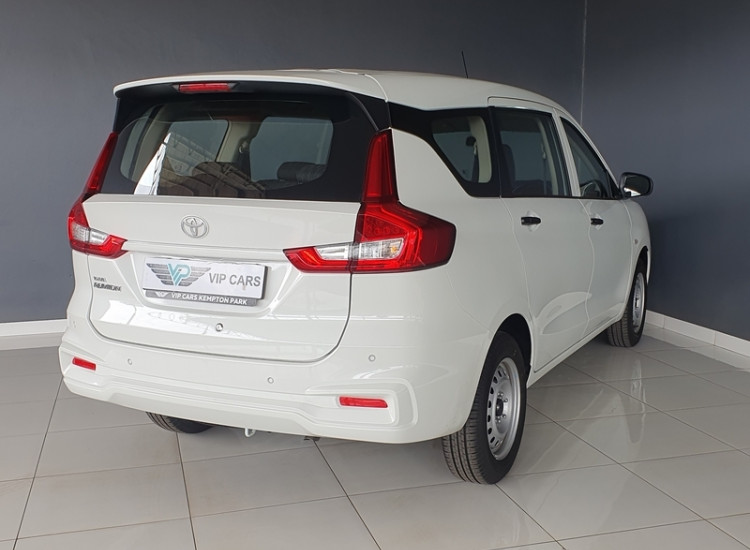  Toyota Rumion 1.5 S