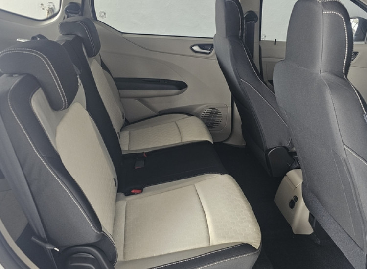 Renault Triber 1.0 Techno
