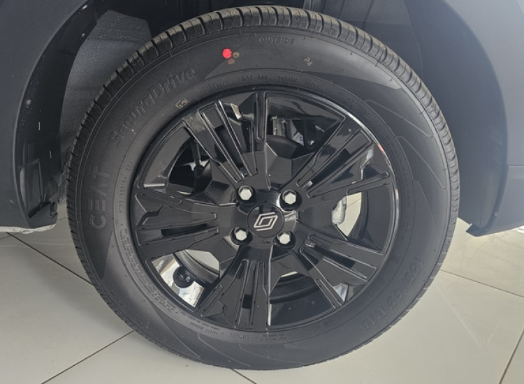 Renault Triber 1.0 Techno