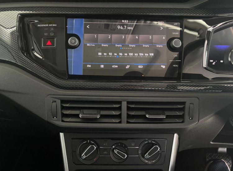  Volkswagen Polo Hatch 1.0TSI Life Auto