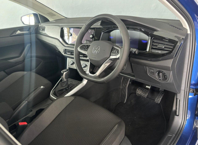  Volkswagen Polo Hatch 1.0TSI Life Auto